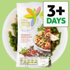 A packaged Tesco Healthy Living Chicken & Prawn Pasta meal is shown on a plate with peas and sauce. The top right has a “3+ DAYS” freshness label in bold black and green text. The packaging features a colourful logo and nutrition info at the bottom.